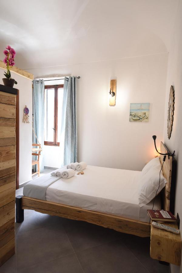 La Casa Di Dario Hotel Ла Мадалена Екстериор снимка