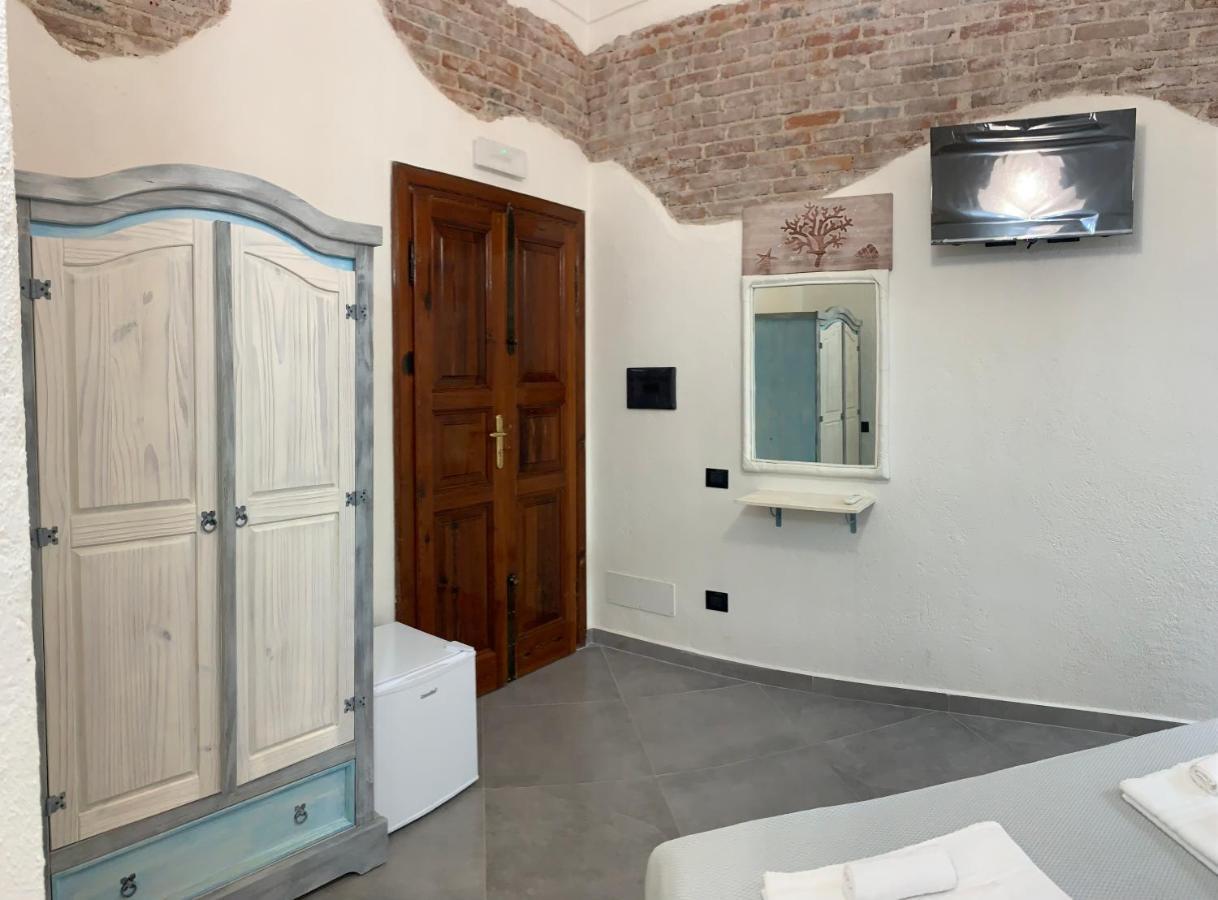 La Casa Di Dario Hotel Ла Мадалена Екстериор снимка